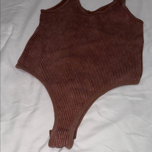 Brown Ribbed Bodysuit - Picture 6 of 7